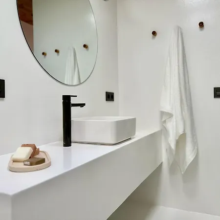 Vila Canaryislandshost I Petra *