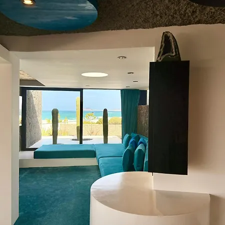 Canaryislandshost I Petra Villa